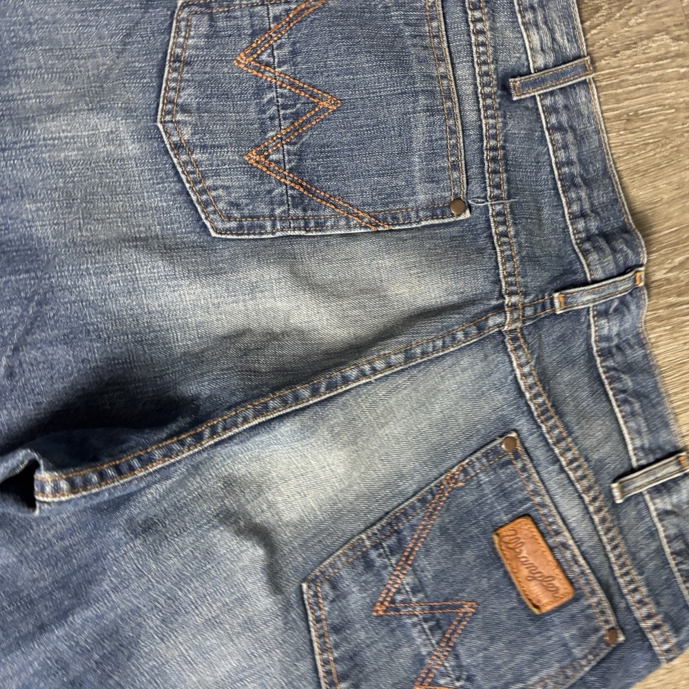 Wrangler Men's 38x33 Cotton 88MWZLY Slim Straight‎ Med Wash Jeans - Picture 9 of 11